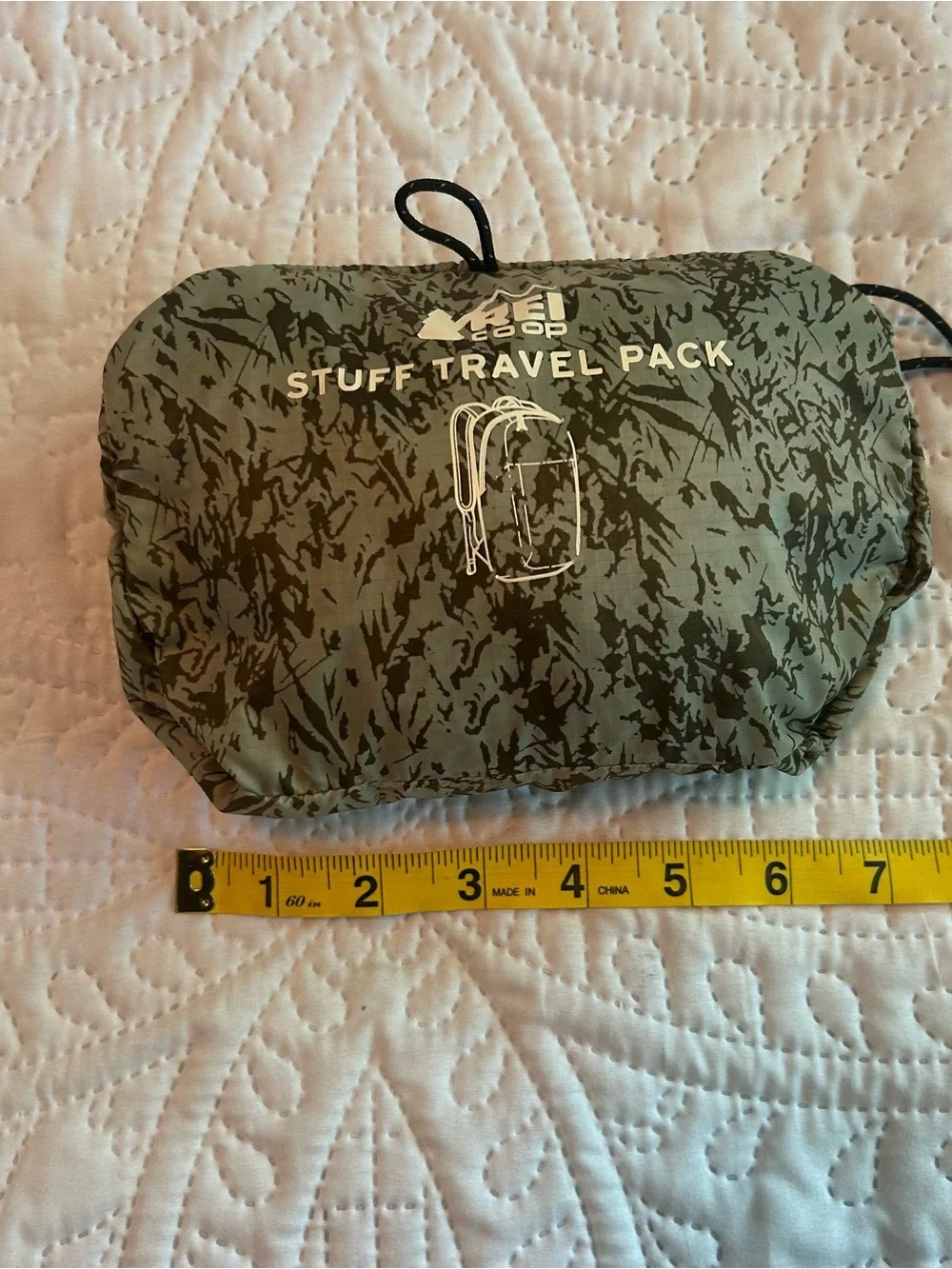 REI Green Camouflage Lightweight Stuff Travel Bag